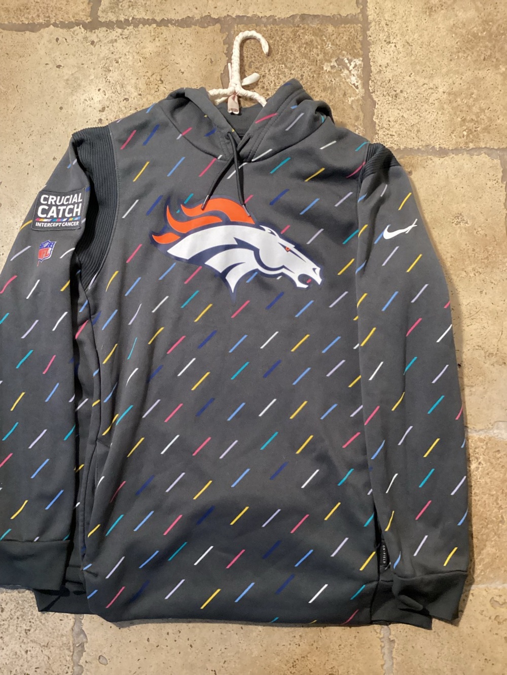 DENVER BRONCOS Nike 2021 Crucial Catch Sideline Hoodie Men's L